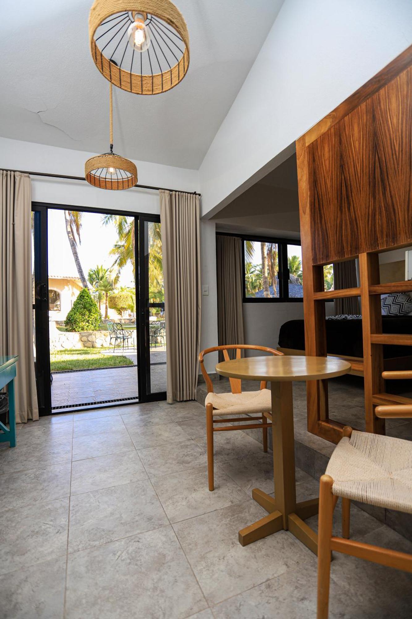 Buena Vista Oceanfront & Hot Springs Resort Buenavista  Exterior foto